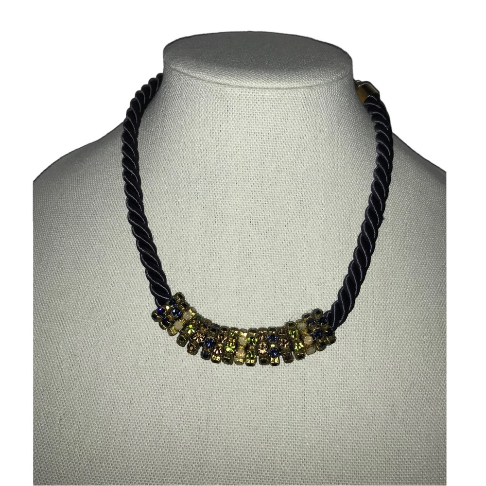 Vintage Lenora Dame Necklace - Picture 6 of 6